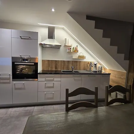 2 P A Hubert Δωμάτια σε οικογενειακή κατοικία